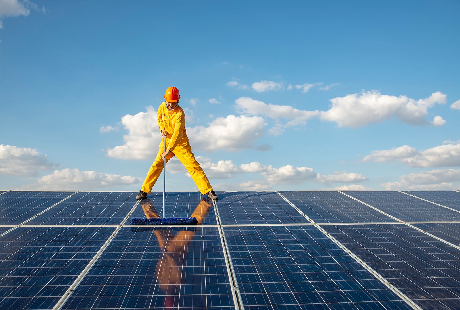 تاثیر آب و هوا بر پنل های خورشیدی